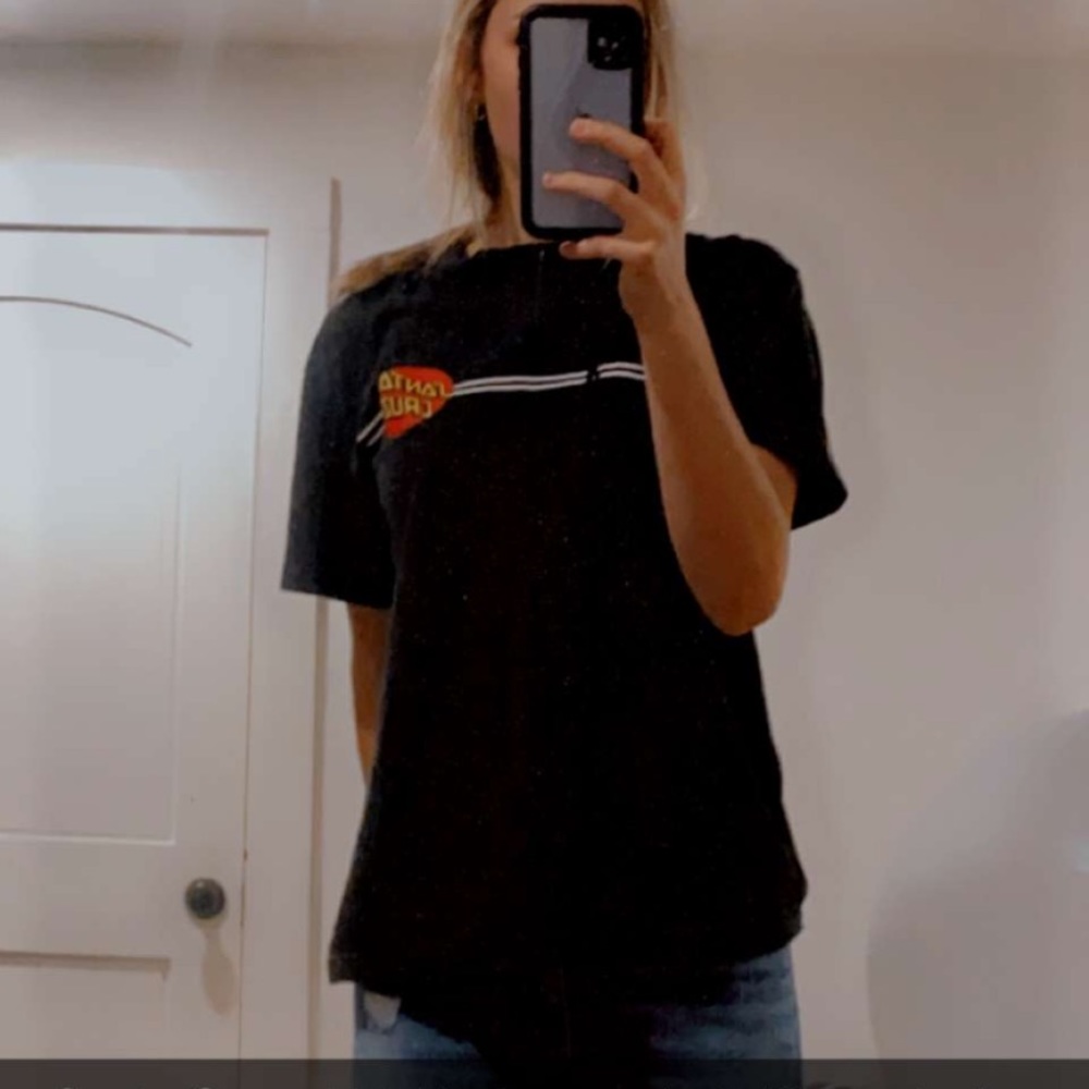 Santa Cruz shirt, worn but still good, size m